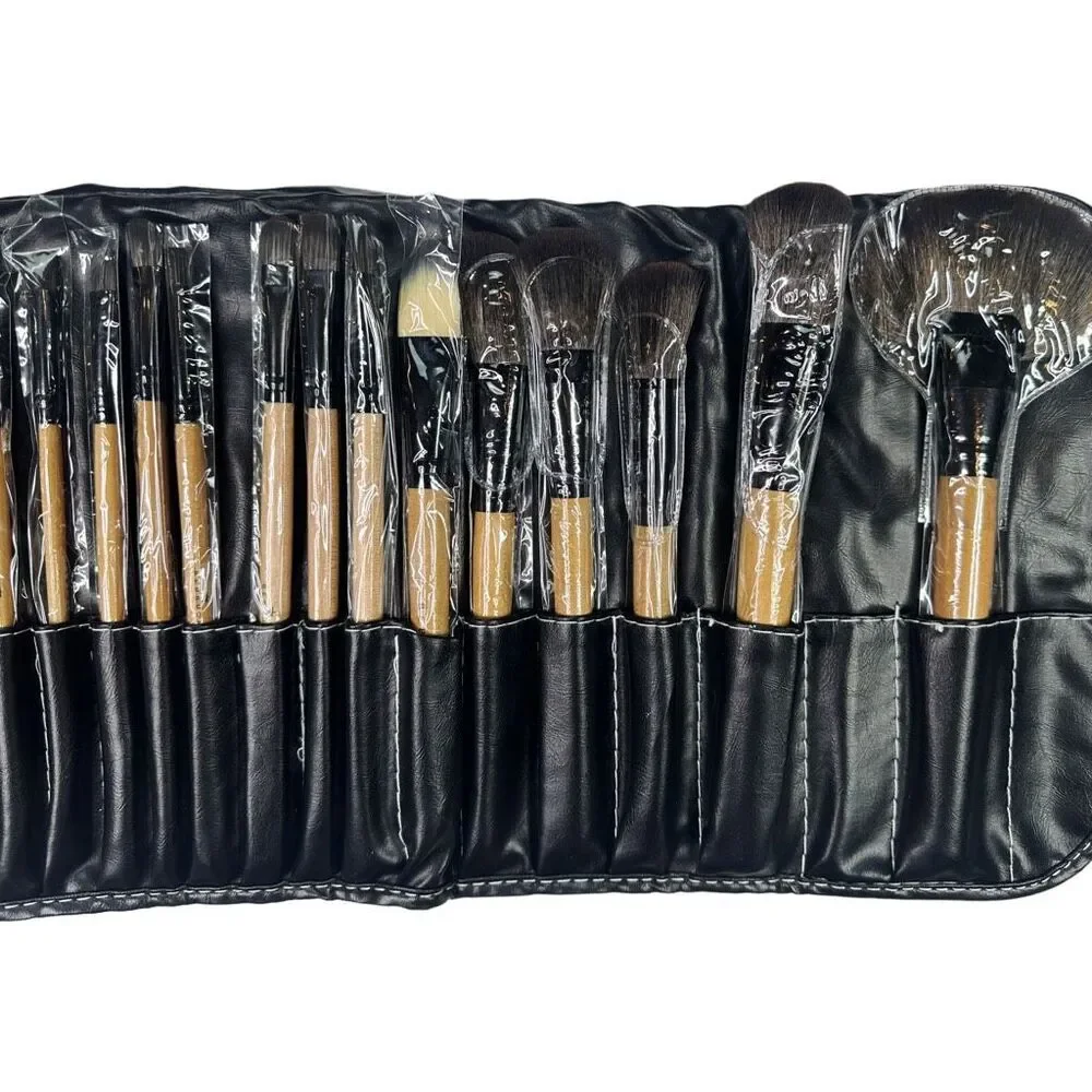 BeBrush 32-Piece Make-Up Brush Set with Travel Case